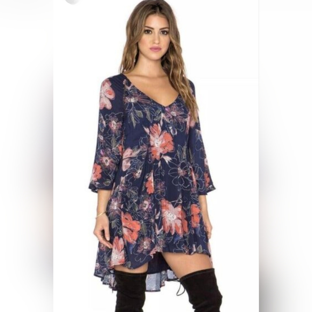 Free People All Eyes on You Floral Mini Dress Tunic Womens 2 Navy Pink Flowy Boh - Picture 2 of 15